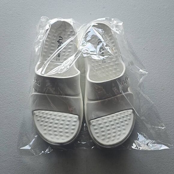 New Ryka White Restore Slide Sandal, Size  9 - Picture 5 of 5